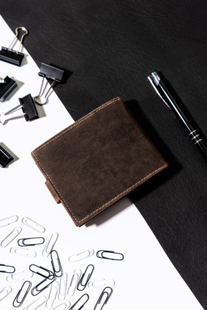 Portfel z naturalnej skóry męski na zatrzask - Buffalo Wild