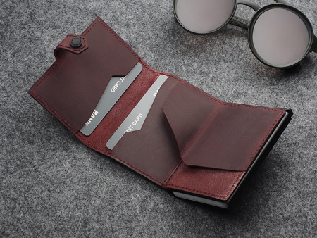 Portfel HIKER wykonany z polerowanej i woskowanej skóry Hunter wiśniowy