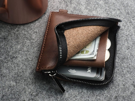 Portfel OLDTIMER wykonany z roślinnie garbowanej skóry Nomad brązowy