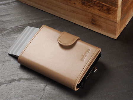 Portfel SOHO Zip wykonany z delikatnej, ekskluzywnej skóry Italia beżowy