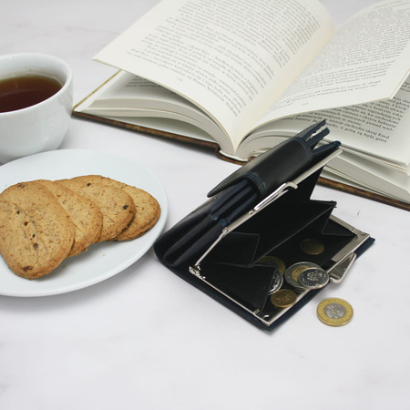 Skórzany portfel damski Bellugio - granatowo-czarny