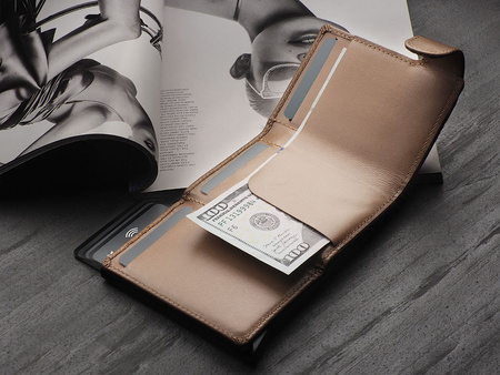 Portfel SOLO Max wykonany z miękkiej w dotyku skóry Italia beżowy