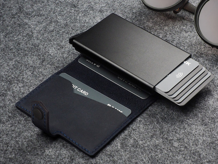 Portfel HIKER wykonany z polerowanej i woskowanej skóry Hunter granatowy