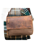 Torba męska na ramię Paolo Peruzzi w kolorze brązowym T-20-BR